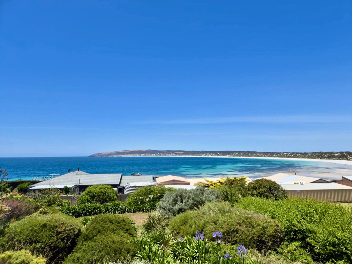 Rosie’s – Elegant Beach House